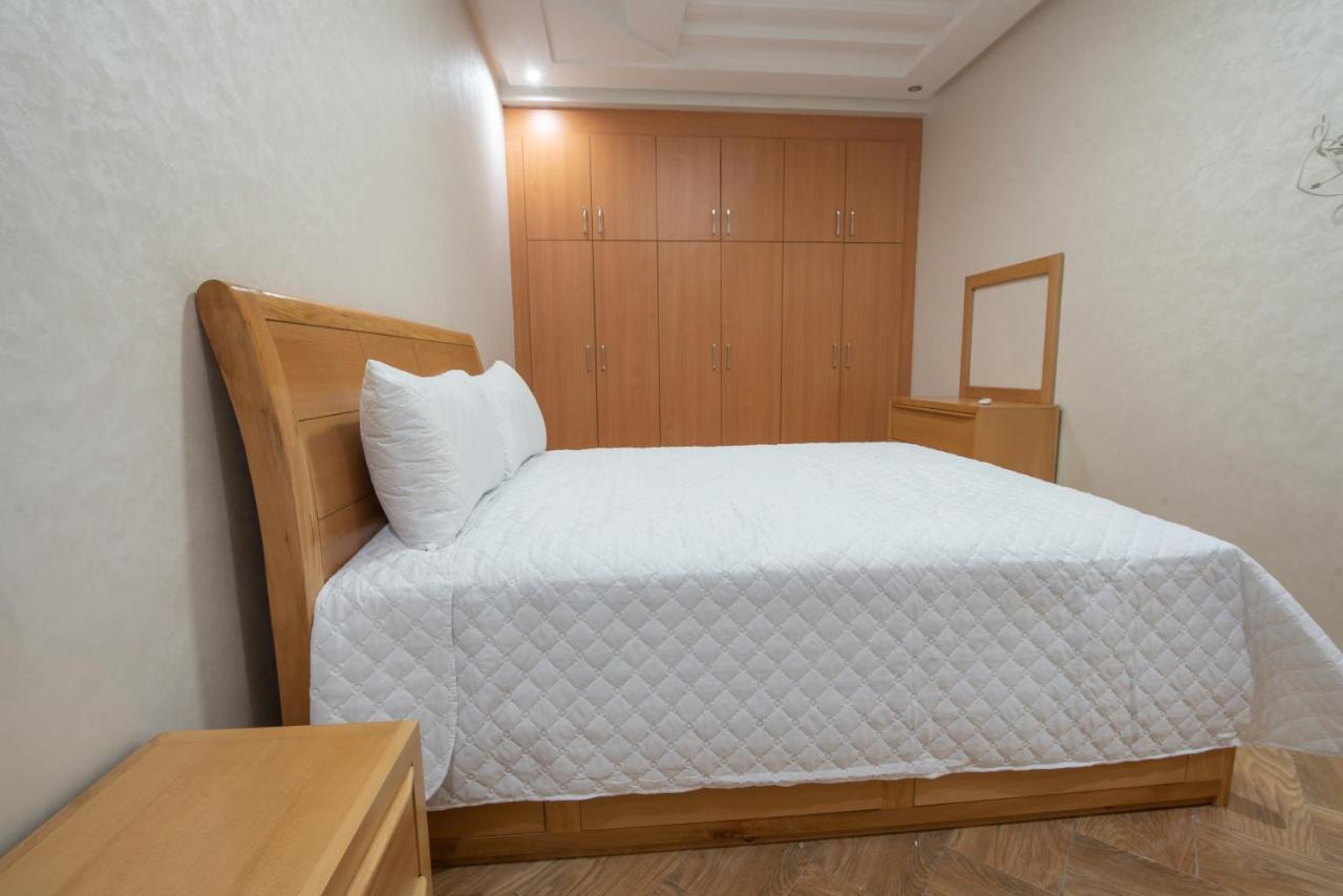 Apartamento Adam's Apartments,self Checkin 6 Mins To Downtown Fiber Optic Wifi Free Parking Same Rules As