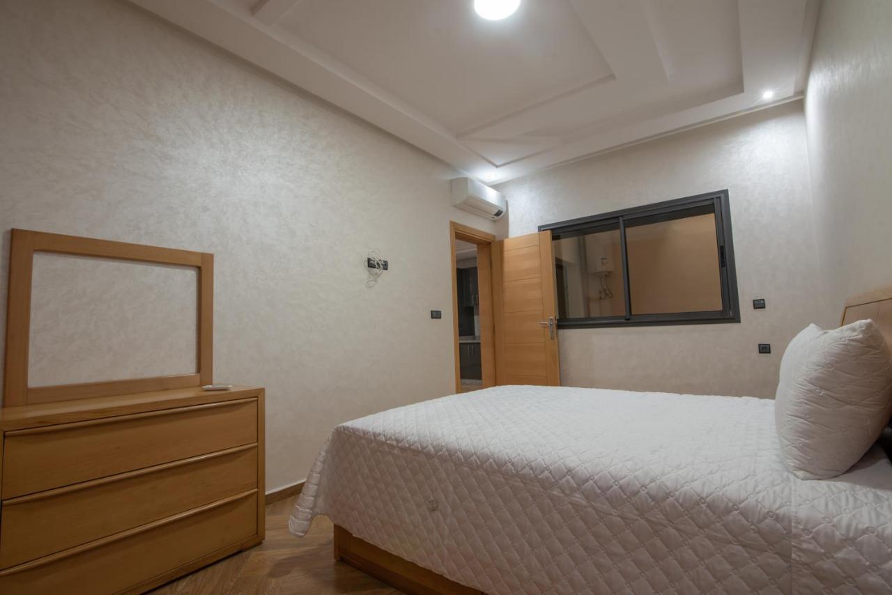 Apartamento Adam's Apartments,self Checkin 6 Mins To Downtown Fiber Optic Wifi Free Parking Same Rules As