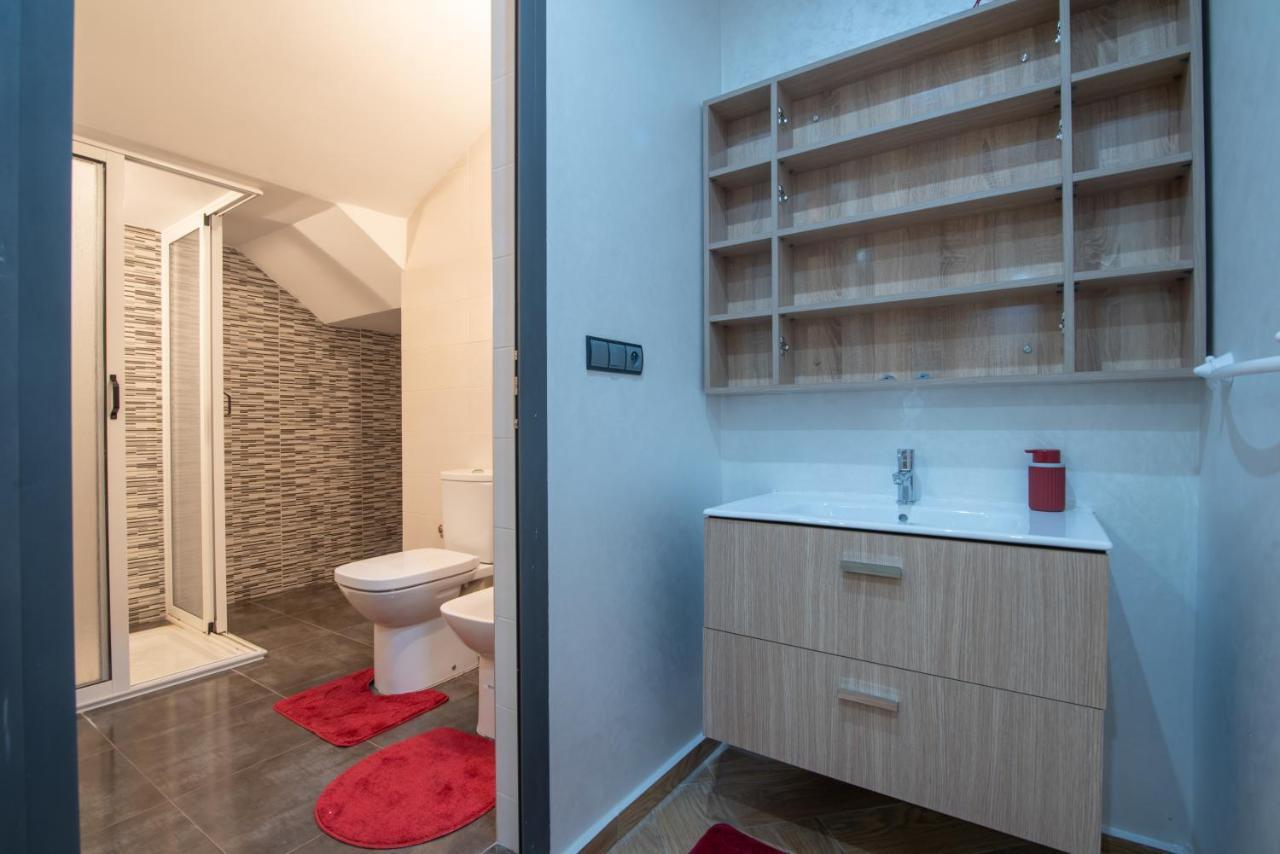 Adam's Apartments,self Checkin 6 Mins To Downtown Fiber Optic Wifi Free Parking Same Rules As Apartamento *